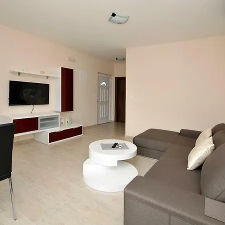 Apartment Theodor