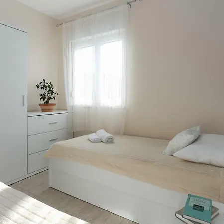 Apartment Theodor Okrug Gornji
